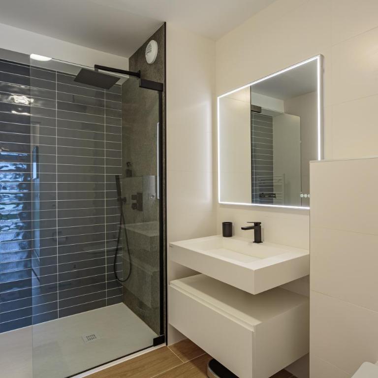 Rooftop avec jacuzzi et vue dégagée haut de gamme - Apartment mit 3 Schlafzimmern - 28
