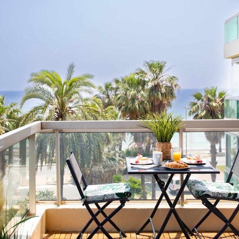 C3 Staywizus - Studio Facing Sea and Beach - Wifi, AC, terrace - Appartement 1 Chambre - 4