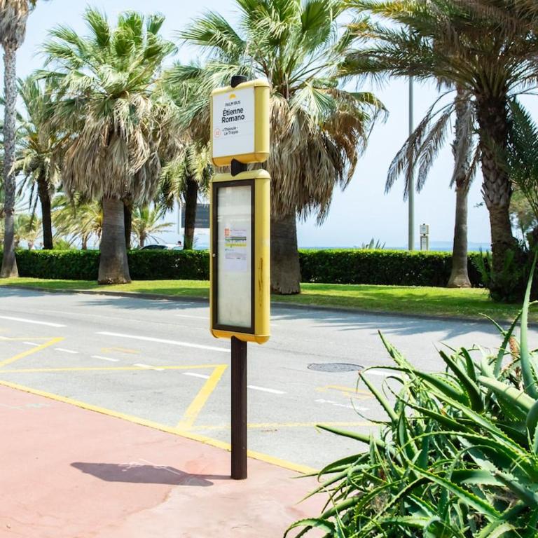 C3 Staywizus - Studio Facing Sea and Beach - Wifi, AC, terrace - Appartement 1 Chambre - 20