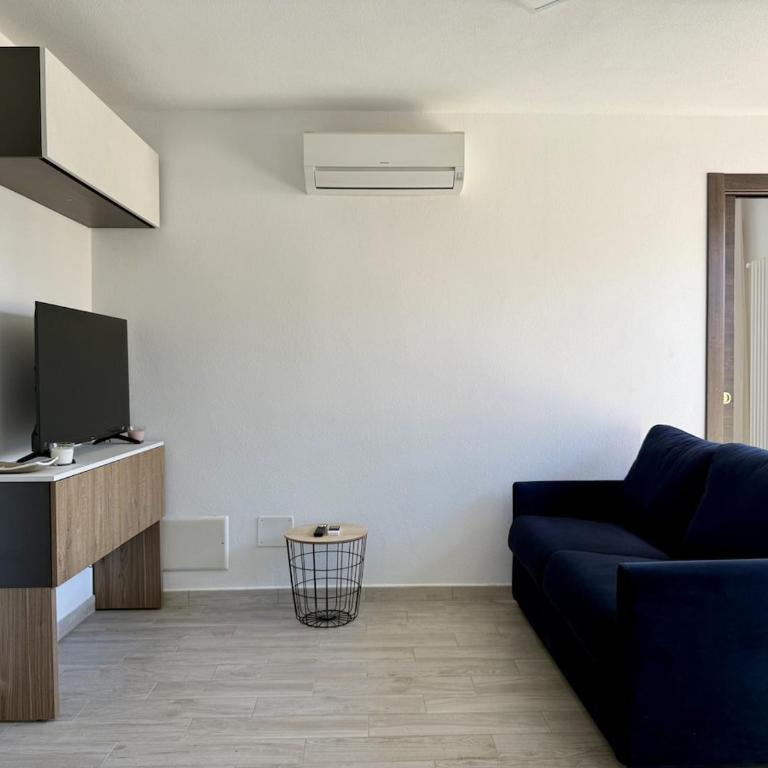 HOST4U - Nuovo Appartamento con Ingresso Indipendente e Parcheggio Privato - Villa Catocce - Appartamento con 2 Camere da Letto - 2