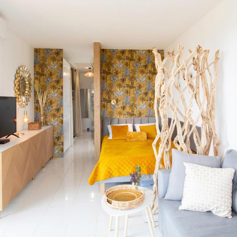 C3 Staywizus - Studio Facing Sea and Beach - Wifi, AC, terrace - Appartement 1 Chambre - 25