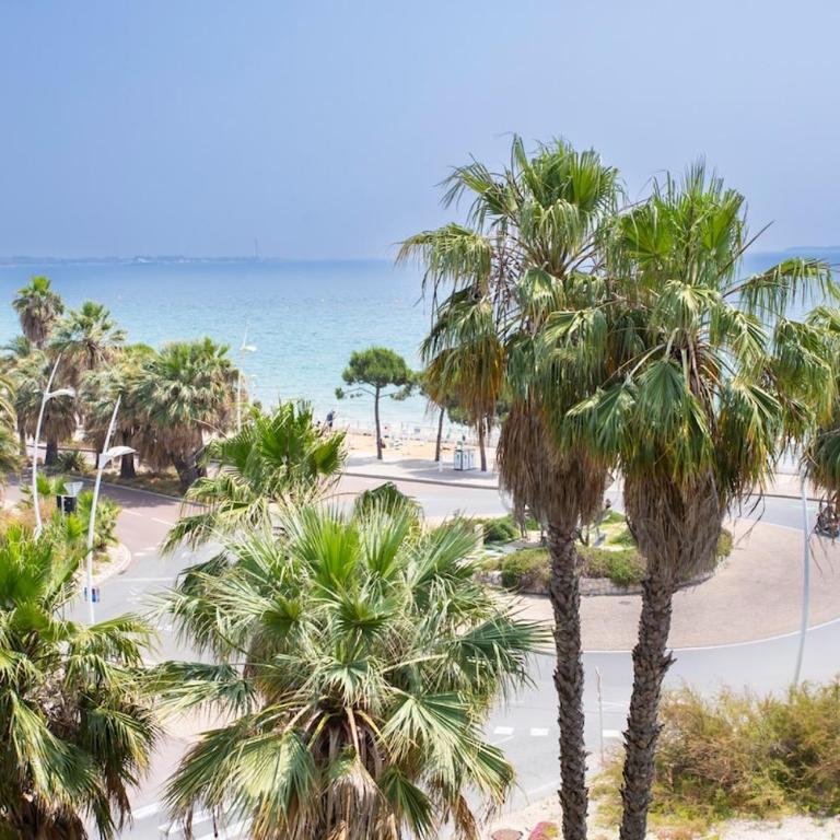 C3 Staywizus - Studio Facing Sea and Beach - Wifi, AC, terrace - Appartement 1 Chambre - 34