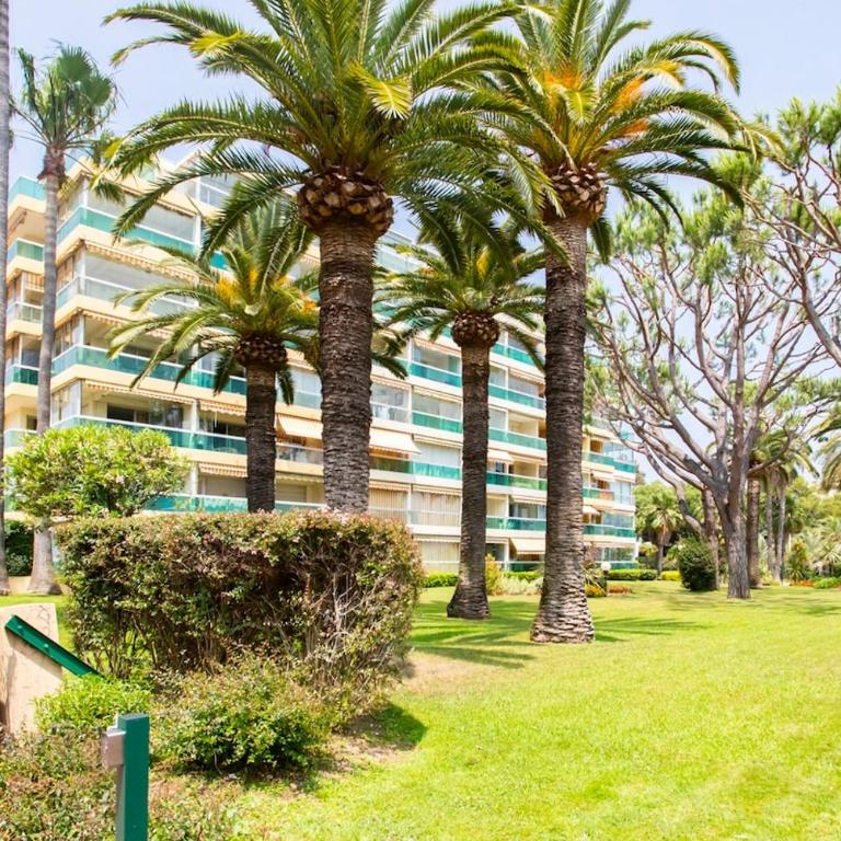 C3 Staywizus - Studio Facing Sea and Beach - Wifi, AC, terrace - Appartement 1 Chambre - 48