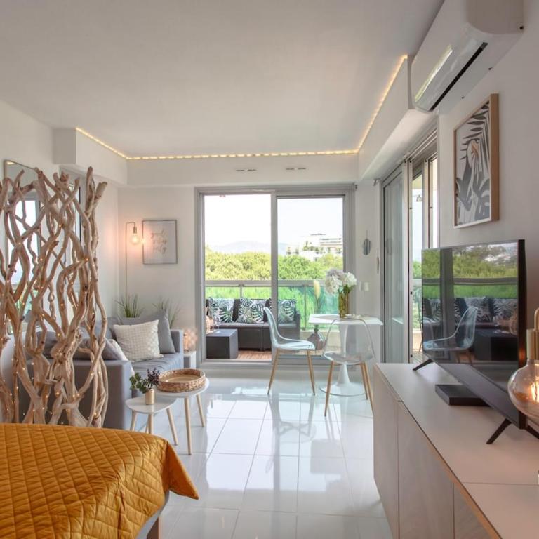 C3 Staywizus - Studio Facing Sea and Beach - Wifi, AC, terrace - Appartement 1 Chambre - 53