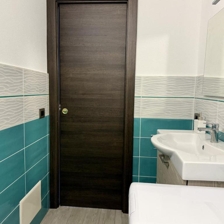 HOST4U - Nuovo Appartamento con Ingresso Indipendente e Parcheggio Privato - Villa Catocce - Appartamento con 2 Camere da Letto - 19
