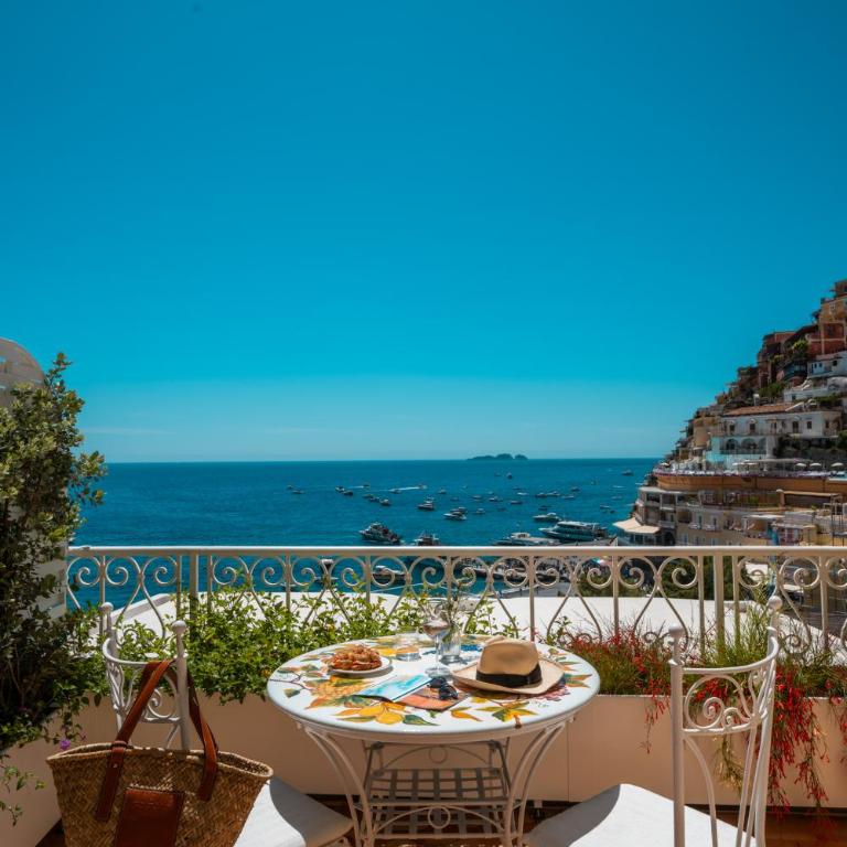 Hotel Buca Di Bacco - Camera Matrimoniale con Balcone e Vista Mare - 10