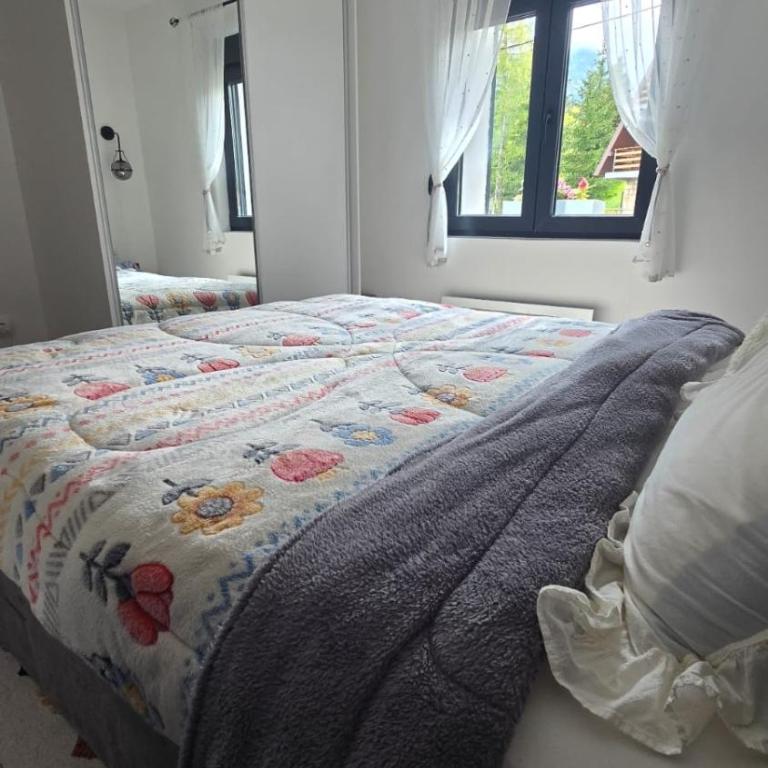 Vila Jezero 1 - One-Bedroom Apartment - 25