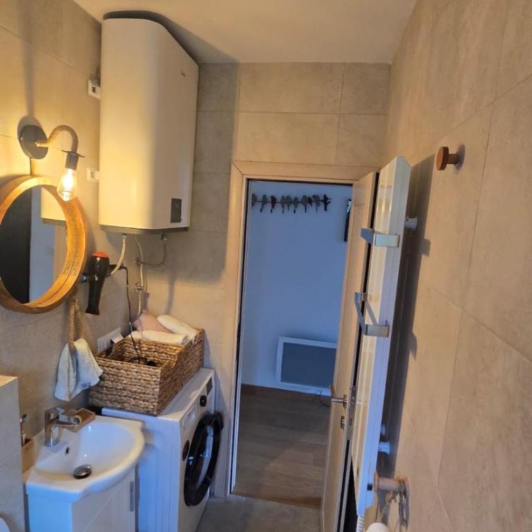 Vila Jezero 1 - One-Bedroom Apartment - 27