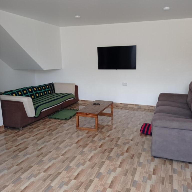 Casa en Atuntaqui - Apartamento de 2 dormitorios - 1