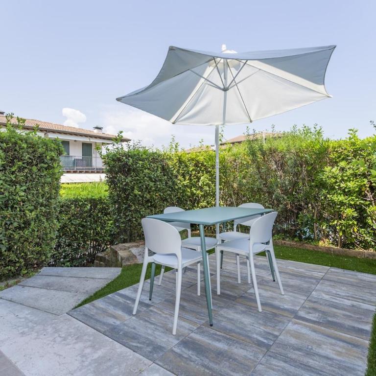 HOST4U - CASETTA di VIOLA con Piscina e Parcheggio a due passi dal Lago di Garda - Appartamento con 1 Camera da Letto - 3