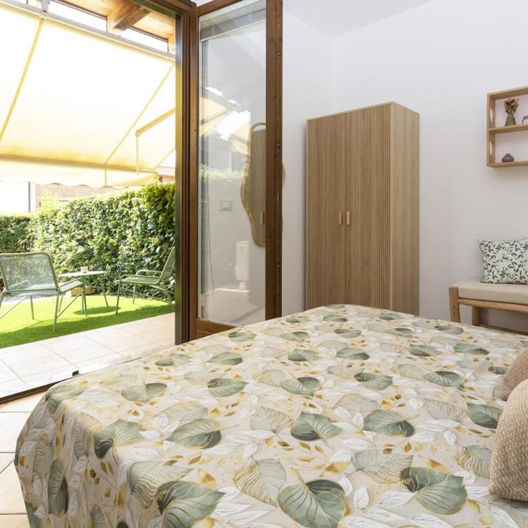 HOST4U - CASETTA di VIOLA con Piscina e Parcheggio a due passi dal Lago di Garda - Appartamento con 1 Camera da Letto - 17