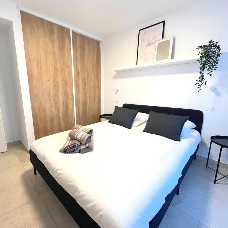 Magnifique appartement au dessus des halles de Hyeres, coeur de ville - Apartment mit 1 Schlafzimmer - 1