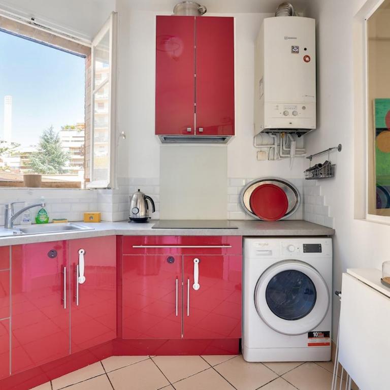Lovely 2BR Flat with balcony - Eiffel Tower & Seine - Appartement 3 Chambres - 14