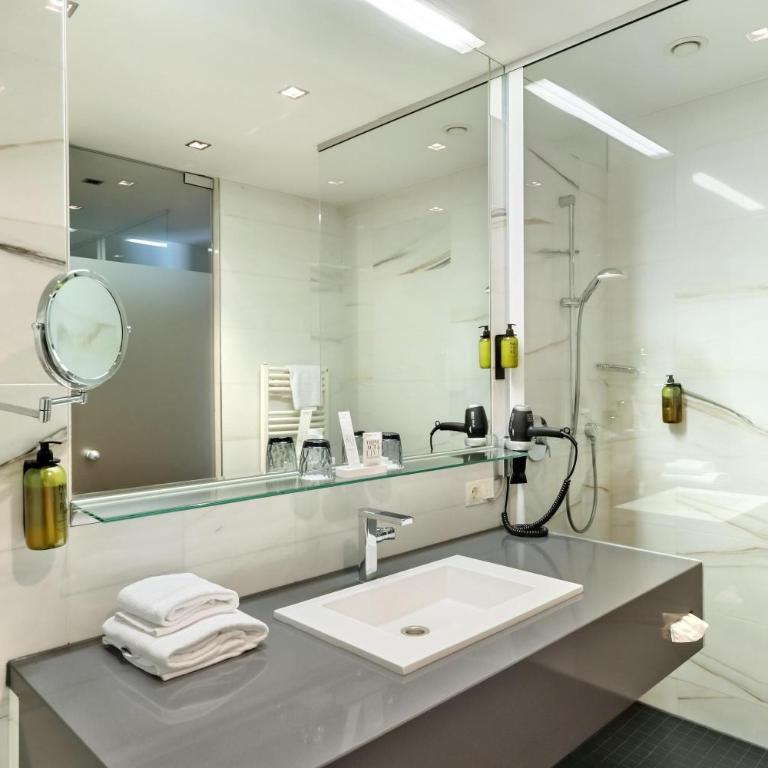 Austria Trend Hotel Congress Innsbruck - Suite mit Terrasse - 8