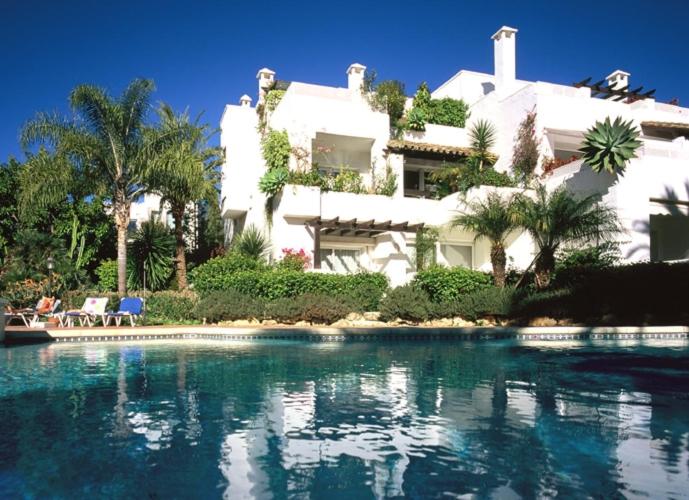 LUXURY GROUNDFLR APT & BEACH IN 200 meters - Apartamento de 2 dormitorios con terraza - 23