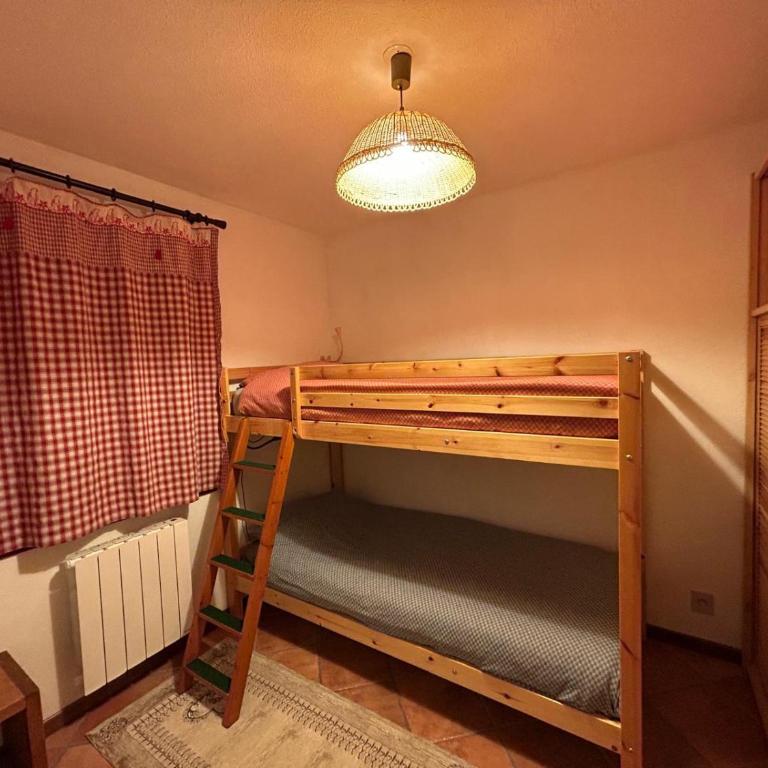 Trois pieces en duplex plein sud avec vue a Montgenevre - Apartment mit 2 Schlafzimmern und Balkon - 10