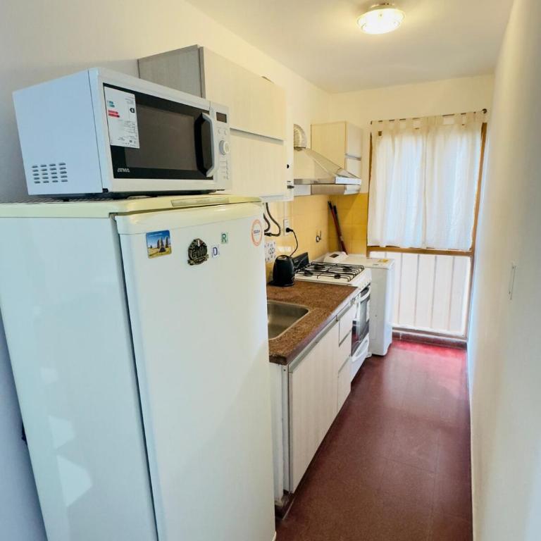 Gral paz Dpto completo con cama queen y seguridad - Apartamento de 1 dormitorio con vistas al río - 7