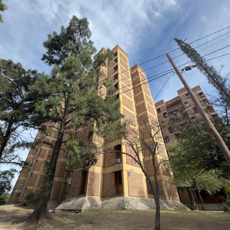 Gral paz Dpto completo con cama queen y seguridad - Apartamento de 1 dormitorio con vistas al río - 24