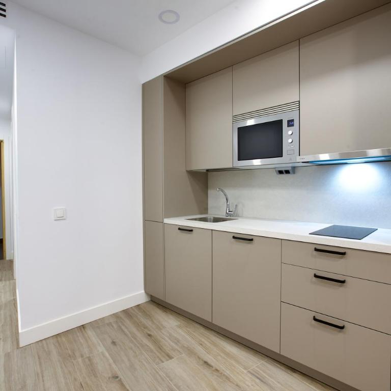 Hurtado de Mendoza by Cuencaloft - Estudio con balcón - 28