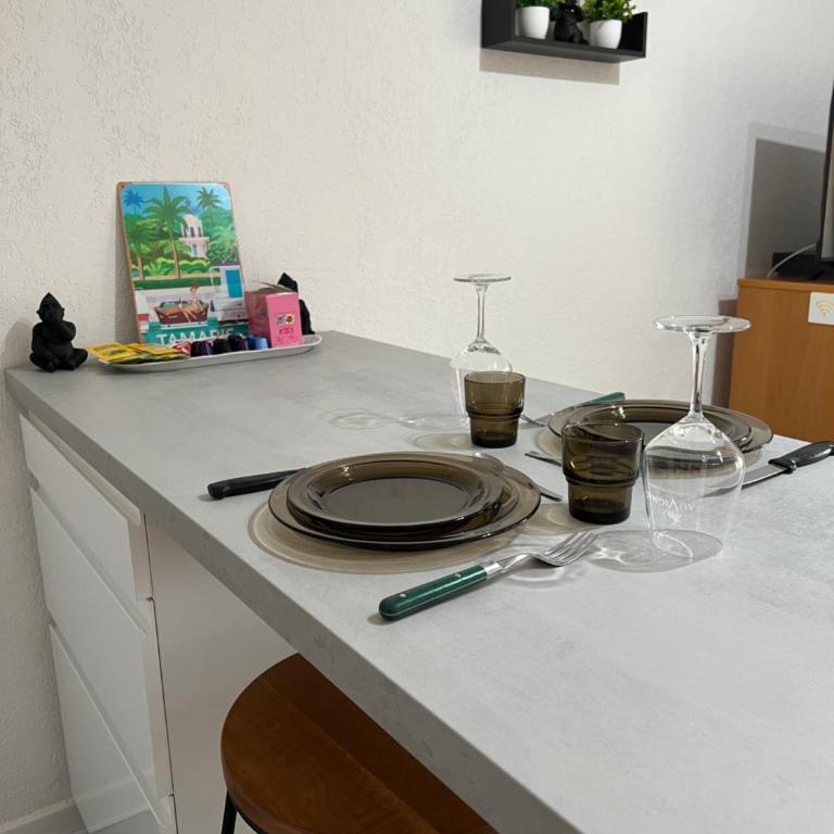 Charmant studio calme bord de mer Wifi-NESPRESSO-DRAPS-LINGE DE BAIN - Studio - 11