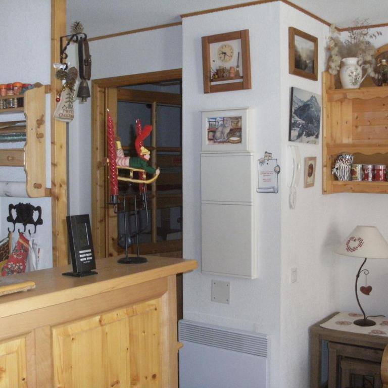 2 pièces cabine 6 pers. exposé Sud avec balcon et garage à Valloire - One-Bedroom Apartment - 2
