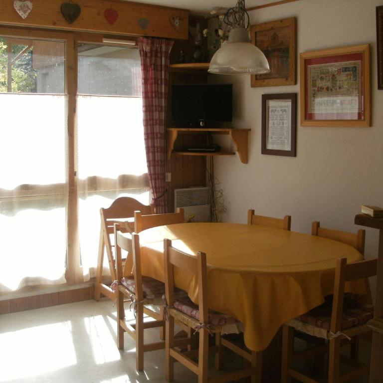 2 pièces cabine 6 pers. exposé Sud avec balcon et garage à Valloire - One-Bedroom Apartment - 3