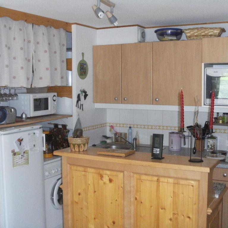 2 pièces cabine 6 pers. exposé Sud avec balcon et garage à Valloire - One-Bedroom Apartment - 4
