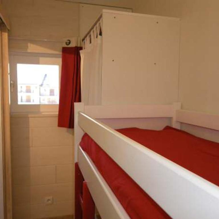 Appartement 2 pièces cabine 4 pers, exposé Ouest avec balcon et parking collectif - Apartment mit 1 Schlafzimmer - 7