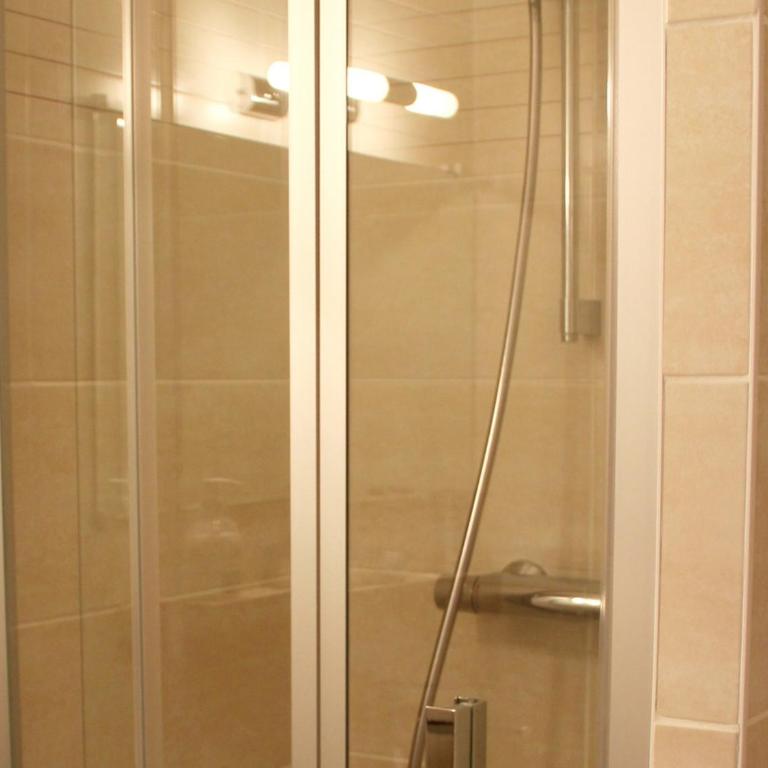Appartement 2 pièces cabine 4 pers, exposé Ouest avec balcon et parking collectif - Apartment mit 1 Schlafzimmer - 11