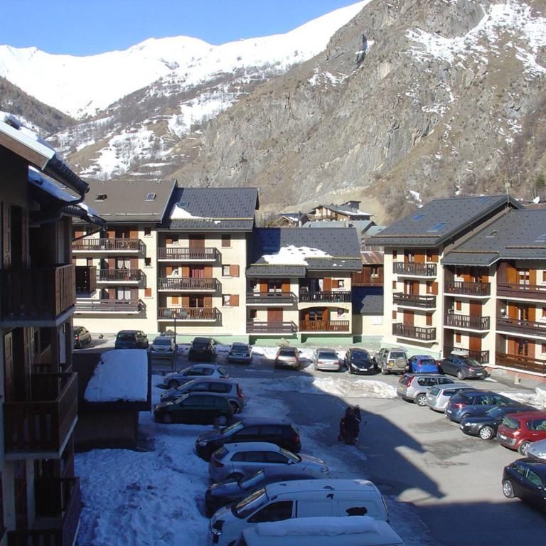 Appartement 2 pièces cabine 4 pers, exposé Ouest avec balcon et parking collectif - Apartment mit 1 Schlafzimmer - 12
