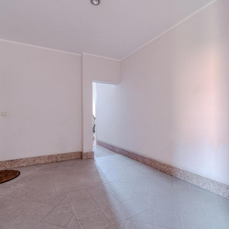 GuestHost - Studio Apartment near Campus Einaudi - One-Bedroom Apartment - 14