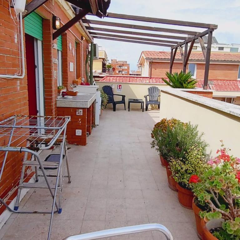 PM 10 Via delle Santabarbara - Guest house - Appartamento con 1 Camera da Letto - 30