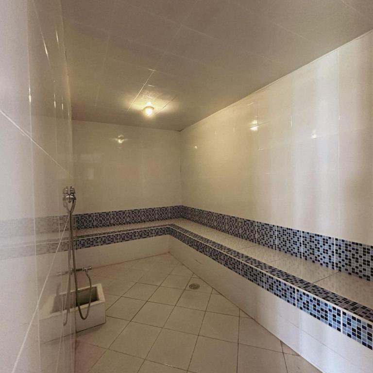 Lindo y moderno apartamento con vista espectacular, cerca a Cali y aeropuerto - Apartamento de 3 dormitorios con balcón - 16