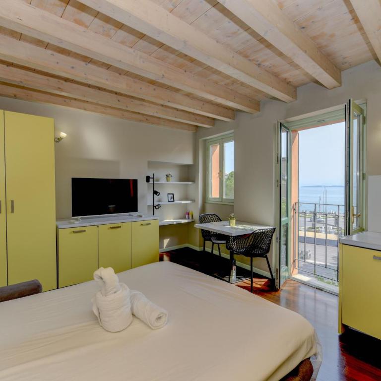 Magic apartment with view on Garda lake in the center of Desenzano - Appartamento con 1 Camera da Letto - 16