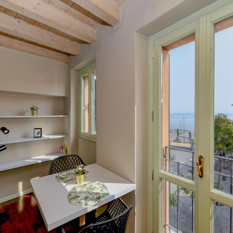 Magic apartment with view on Garda lake in the center of Desenzano - Appartamento con 1 Camera da Letto - 24