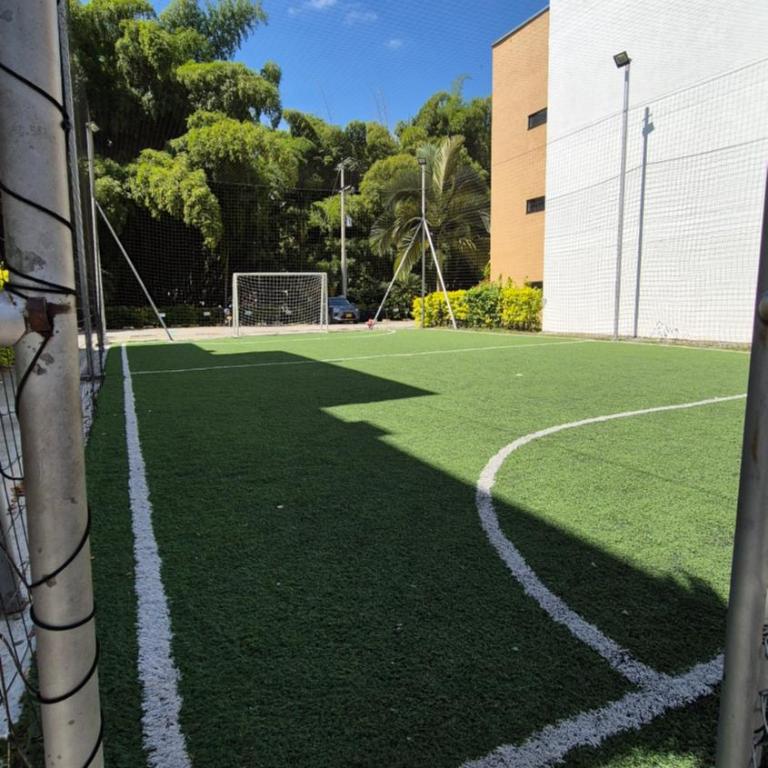 Apartamento Vacacional a 5min del Aeropuerto - Con 3 Piscinas - 2 Jacuzzi - Sauna - 20 min Parque del Café - By Molca Travel - Apartamento de 3 dormitorios - 4