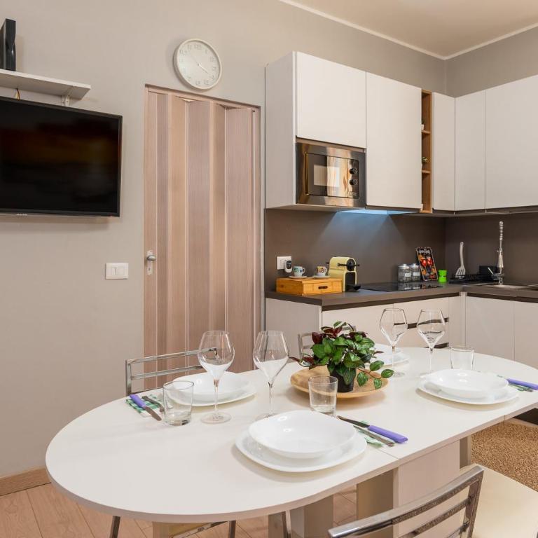 Cozy Milano Retreat with Laundry & Smart TV - Appartamento con 1 Camera da Letto - 11