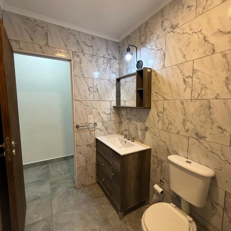 Gran casa con piscina en Gualeguaychú - Casa de 3 dormitorios - 18