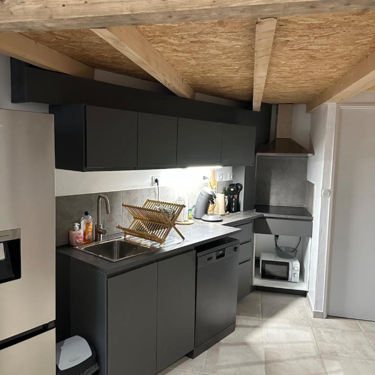 Duplex climatisé avec terrasse et parking privatif - Apartment mit 2 Schlafzimmern - 8