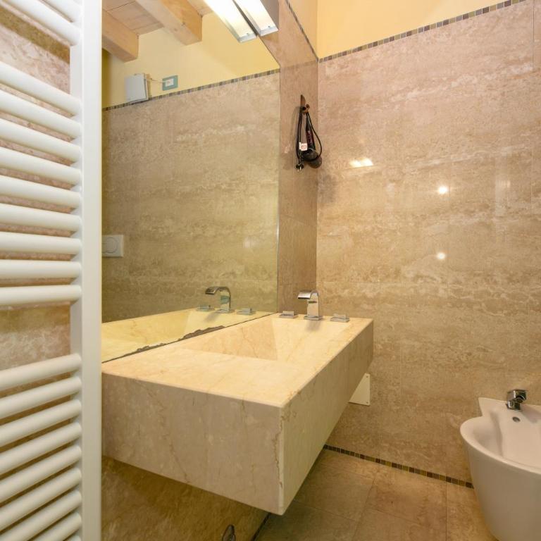 Magic apartment with view on Garda lake in the center of Desenzano - Appartamento con 1 Camera da Letto - 14