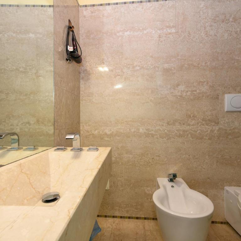 Magic apartment with view on Garda lake in the center of Desenzano - Appartamento con 1 Camera da Letto - 15