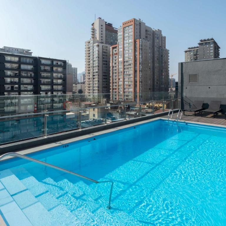 HOM I Departamento 1D1B Metro Santa Lucia 2PAX - Apartamento - 96