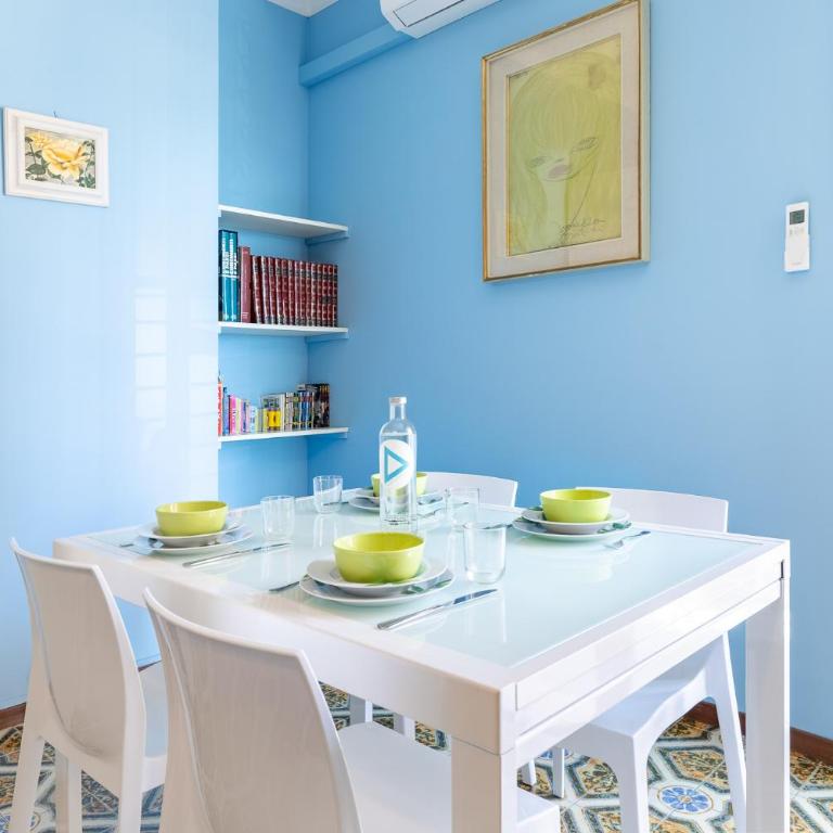 Hostdomus - Blu Horizon - Appartamento con 2 Camere da Letto, Balcone e Vista mare - 19
