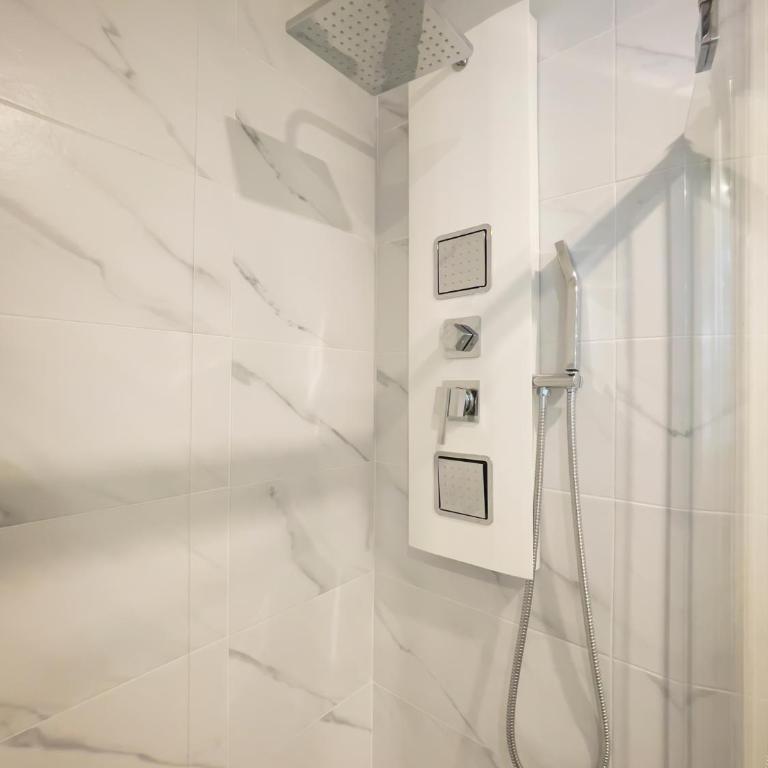 LuxRent Penthouse Crimea - Superior Apartment with Balcony - 29