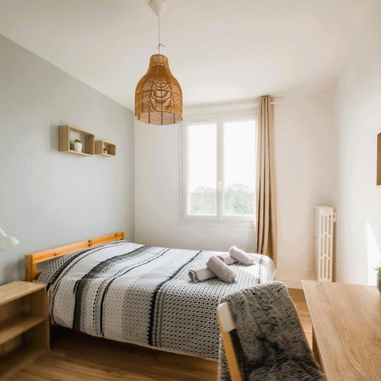 Le Grandmont - 100m du parc - au pied de la faculté des sciences - Three-Bedroom Apartment - 16