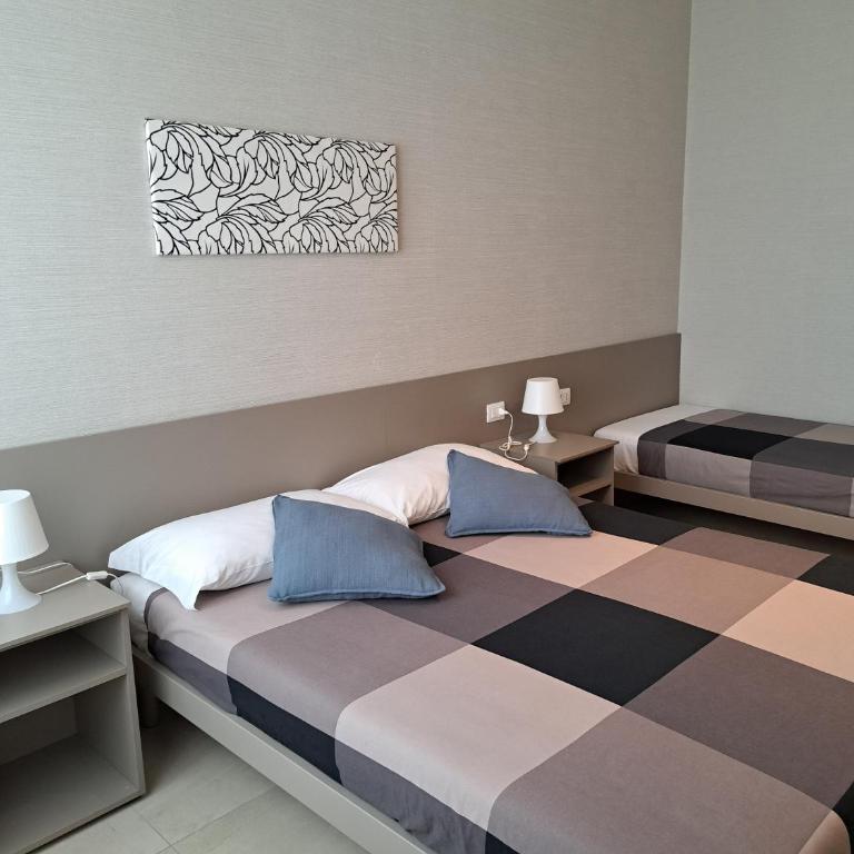 Bolognamania Rooms-Saffi - Camera Familiare Superior - 2
