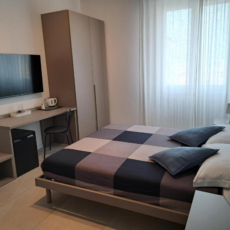 Bolognamania Rooms-Saffi - Camera Familiare Superior - 4