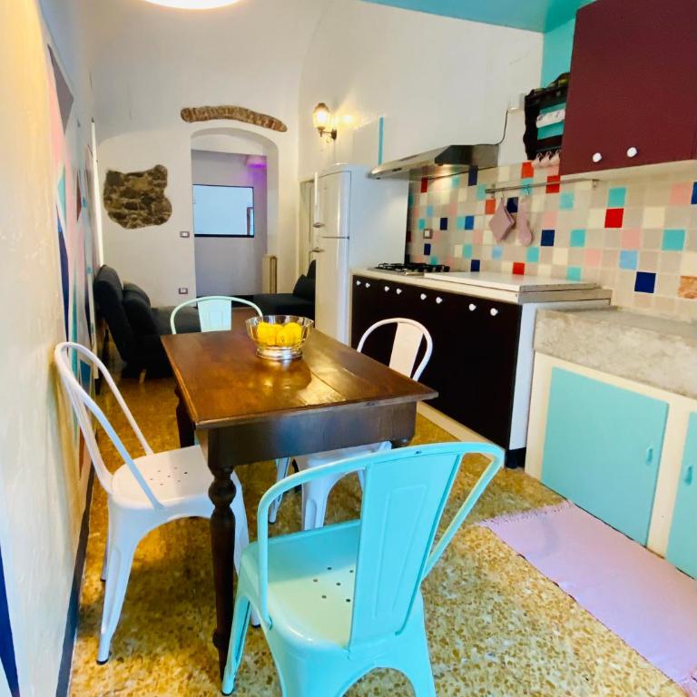DIMORA Concept- Casa D'arte e Vacanze - Free parking - Appartamento con 2 Camere da Letto - 6
