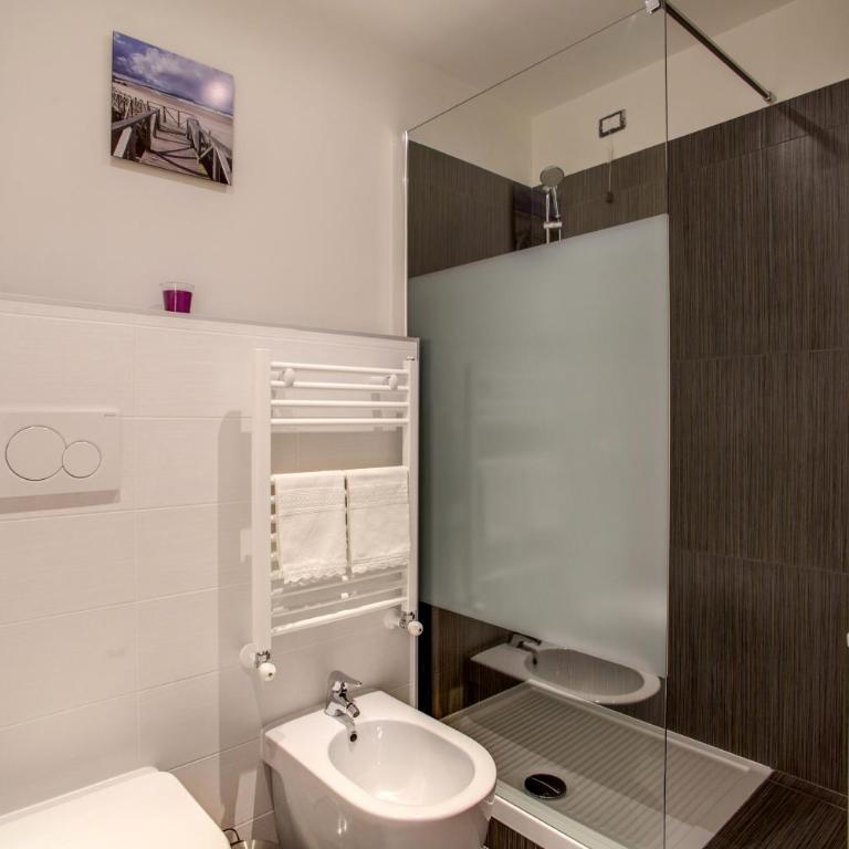 Vatican Rooms Cipro - Camera Matrimoniale/Doppia con Letti Singoli con Letto Supplementare - 6