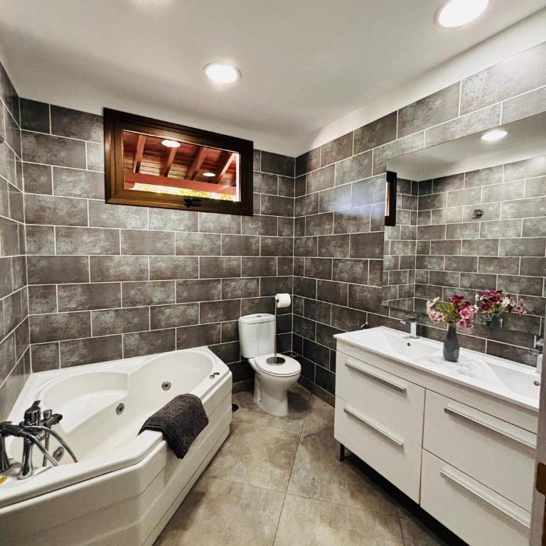 Casa Callao - Villa with Private Pool - 44